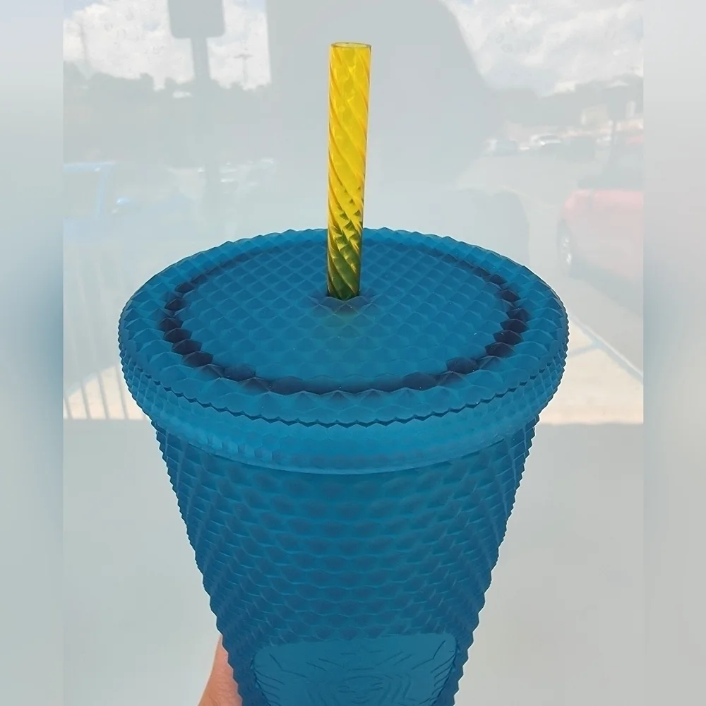 NWT Starbucks 2023 LATAM Release Soft Touch Studded Venti Tumbler Cup